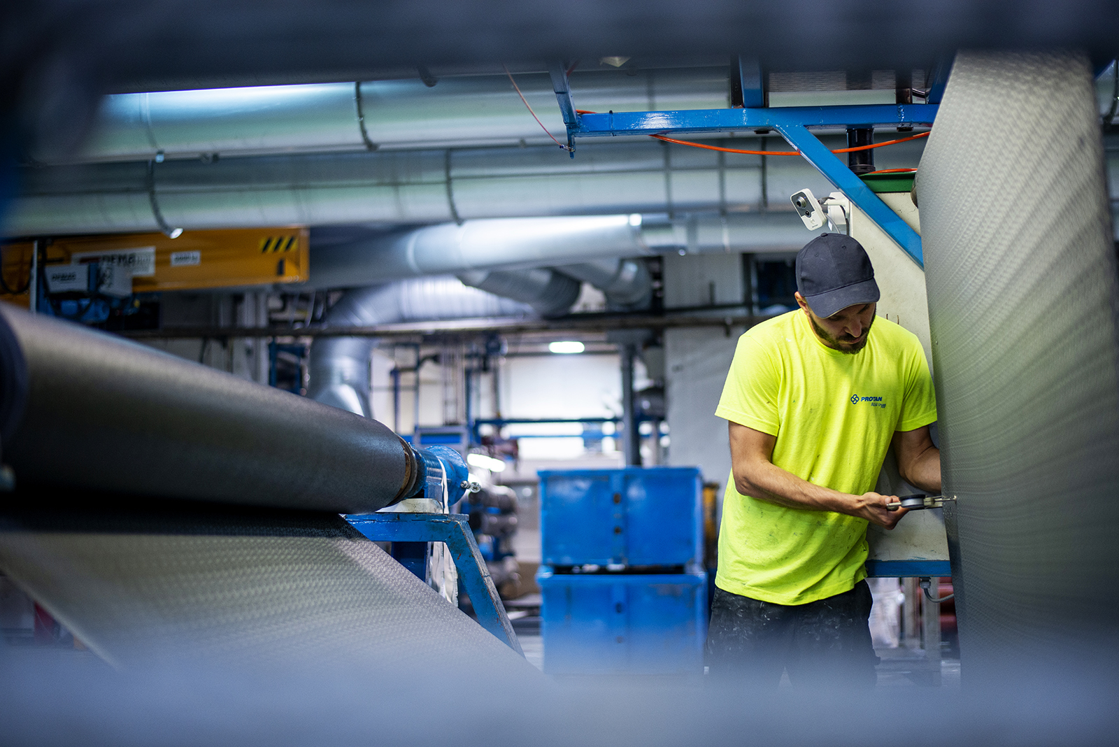 Comprometidos con los derechos humanos y la transparencia. Nuestro consejo directivo y la alta dirección garantizan el cumplimiento mediante documentos de gobernanza.